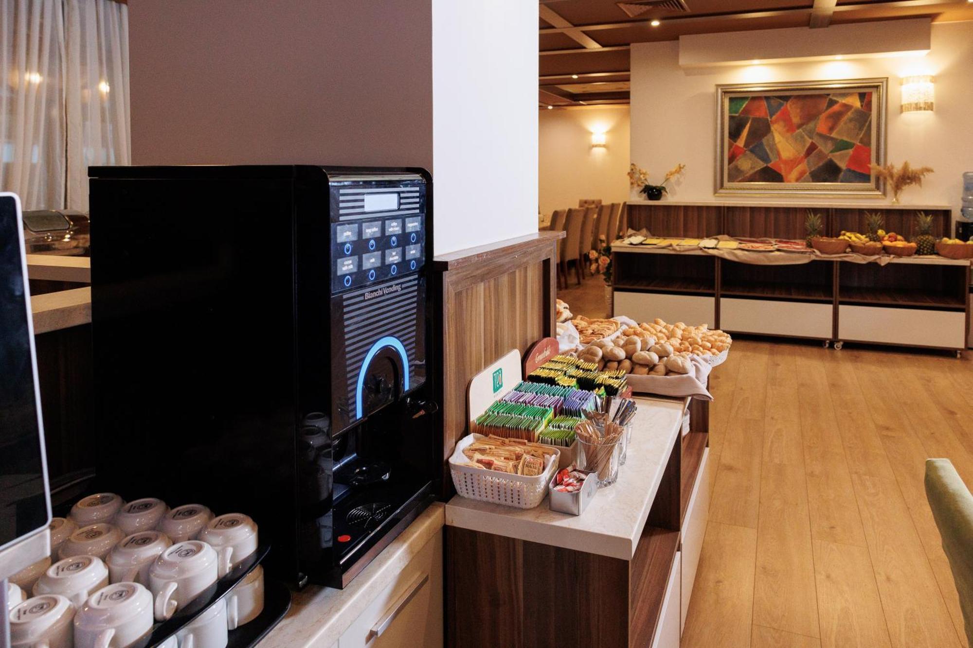 Green Wood Hotel & Spa 班斯科 外观 照片