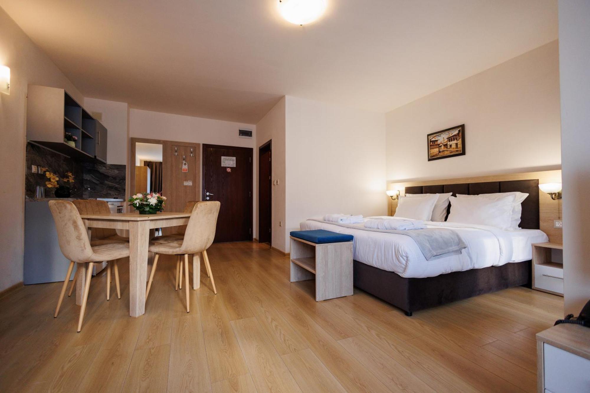 Green Wood Hotel & Spa 班斯科 外观 照片